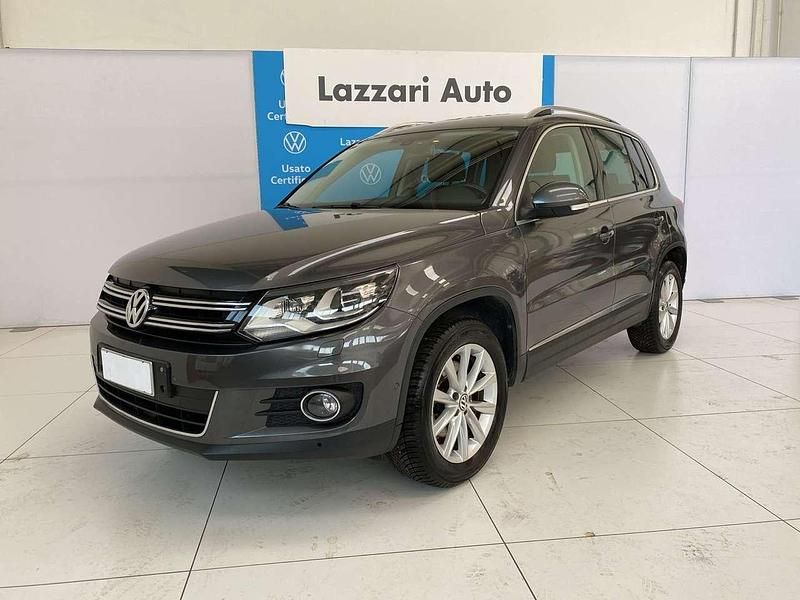 Grigio Usata 2015 VW Tiguan Sportline SUV | 12.400 € (Buon prezzo) - Immagine 1/4