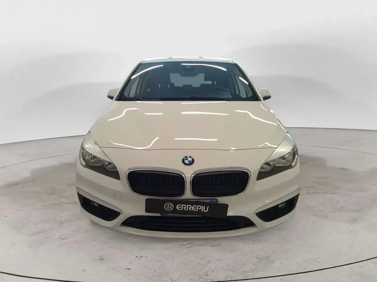 Usata BMW 216 Active Tourer 116 CV (85 kW) 2017 Bianco Monovolume
