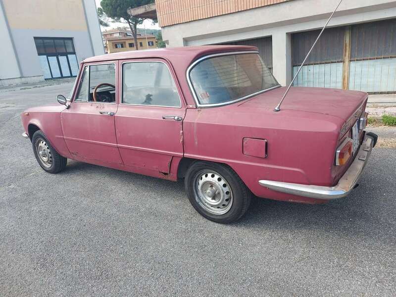 Usata Alfa Romeo Giulia Super 88 CV (64 kW) 1971 Rosso Berlina
