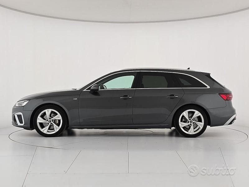 Usata Audi A4 S-Line 204 CV (150 kW) 2022 Grigio Station wagon