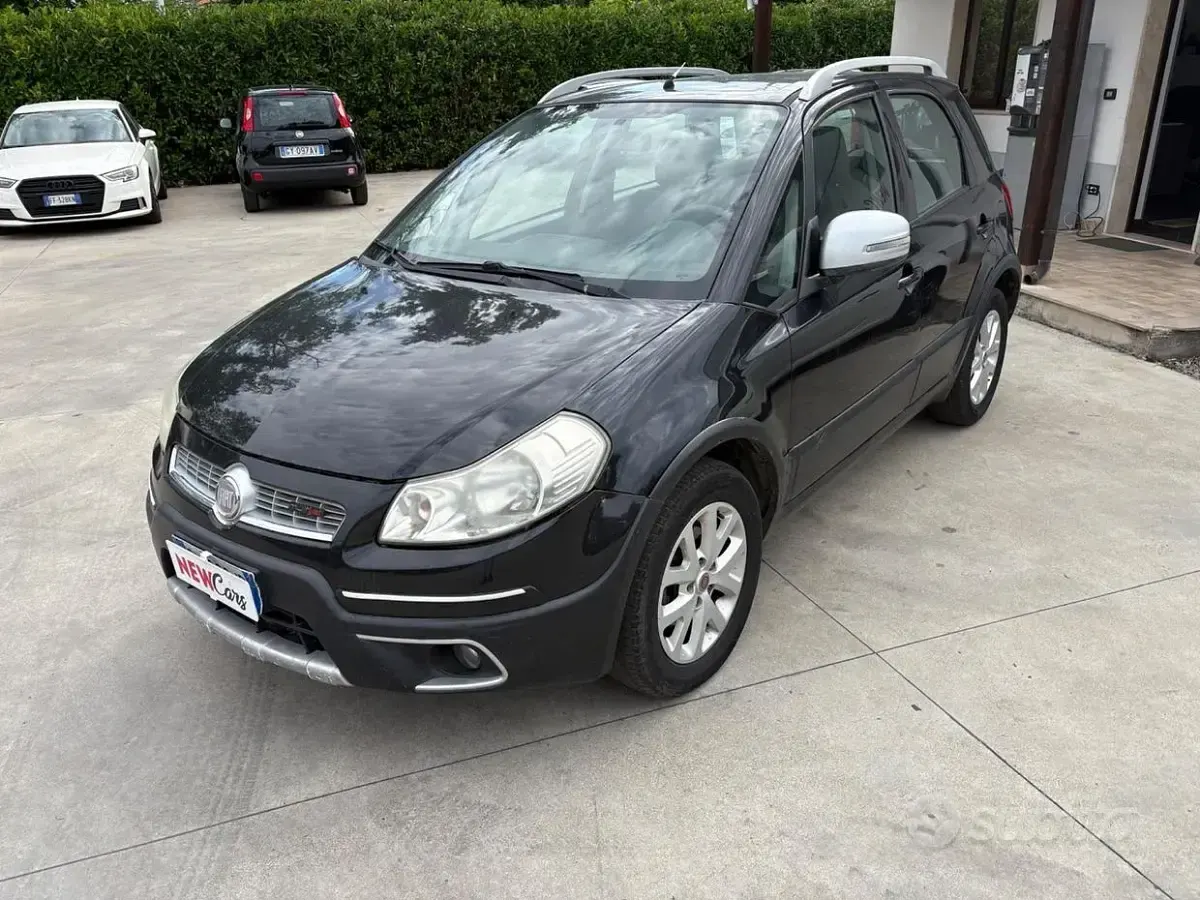 Usata Fiat Sedici Emotion 135 CV (99 kW) 2012 Nero SUV