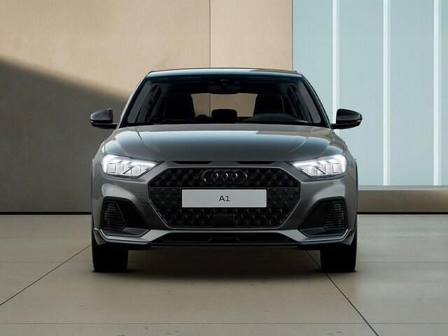 Nuova Audi A1 Ambiente 116 CV (85 kW) 2026 Grigio freccia perla Utilitaria