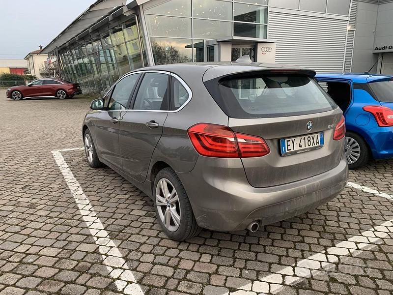 Usata BMW 216 116 CV (85 kW) 2015 Grigio Monovolume