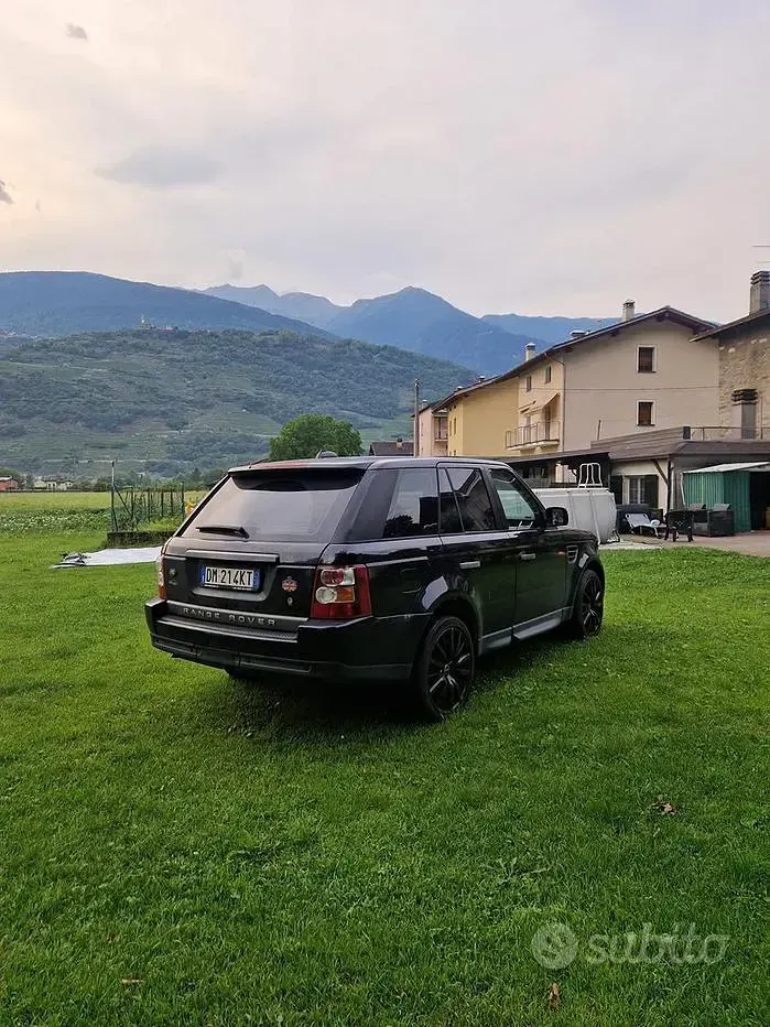 Usata Land Rover Range Rover Sport HSE 190 CV (139 kW) 2008 Nero SUV