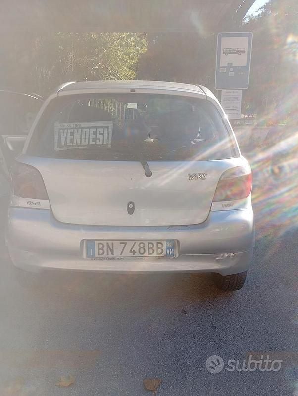 Usata Toyota Yaris 2000