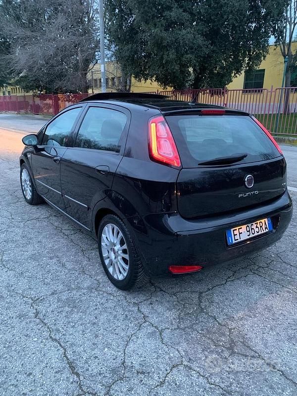 Usata Fiat Grande Punto 2009 Nero Utilitaria