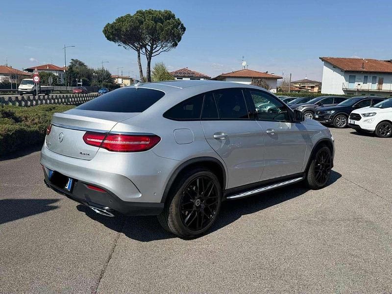 Usata Mercedes GLE350 OrangeArt Edition 258 CV (189 kW) 2019 Argento iridium Coupé