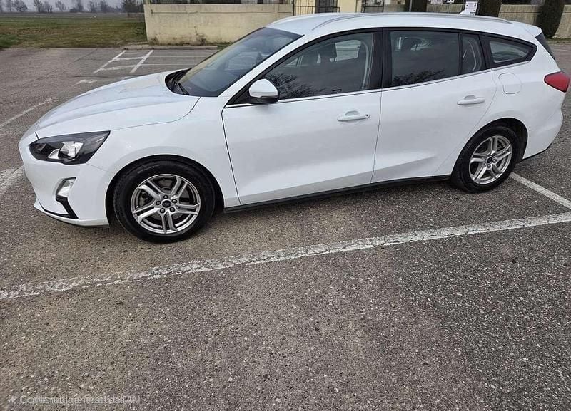 Usata Ford Focus Active 120 CV (88 kW) 2020 Bianco Station wagon