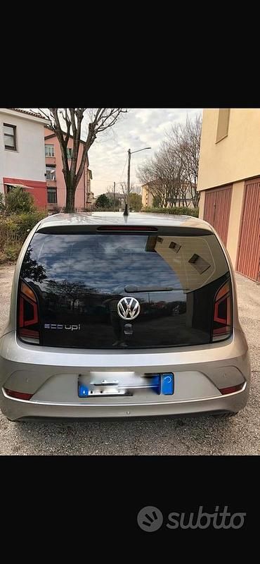 Usata VW up! 2017 Grigio Utilitaria