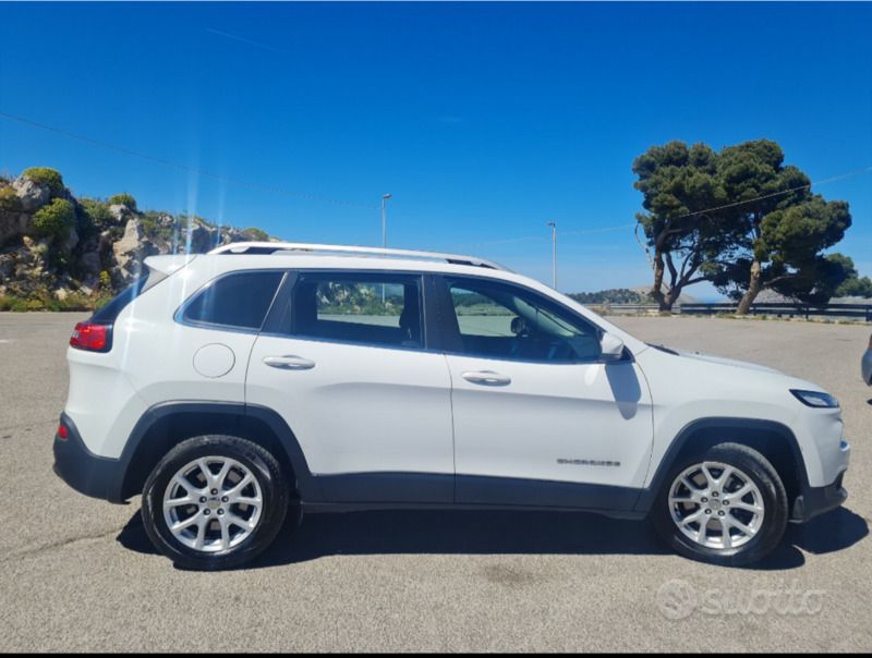 Usata Jeep Cherokee 140 CV (102 kW) 2017 Bianco SUV