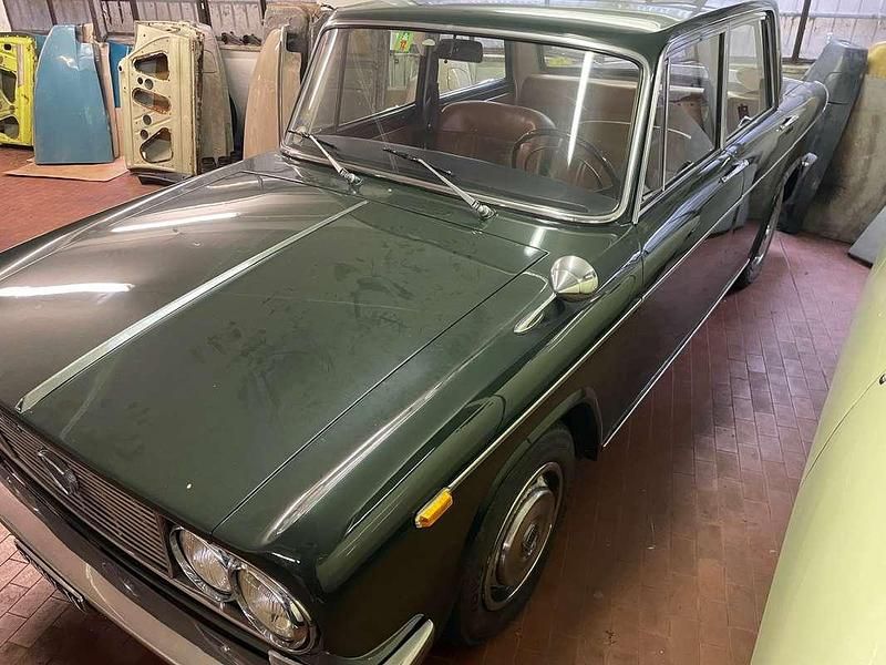 Usata Lancia Fulvia 99 CV (72 kW) 1969 Verde Berlina