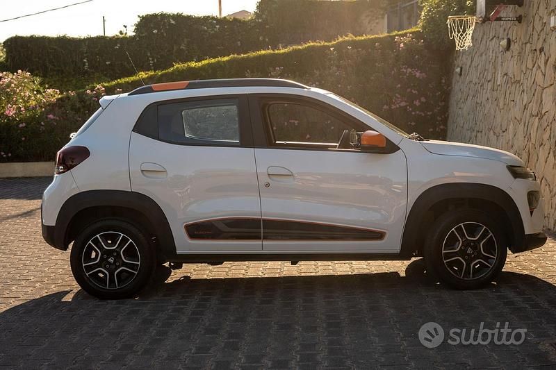 Usata Dacia Spring Comfort Plus 33 kW (45 CV) 2021 Bianco Utilitaria