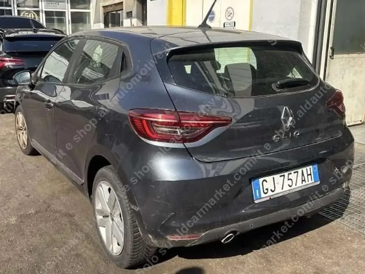 Usata Renault Clio V Business 91 CV (66 kW) 2022 Grigio Berlina