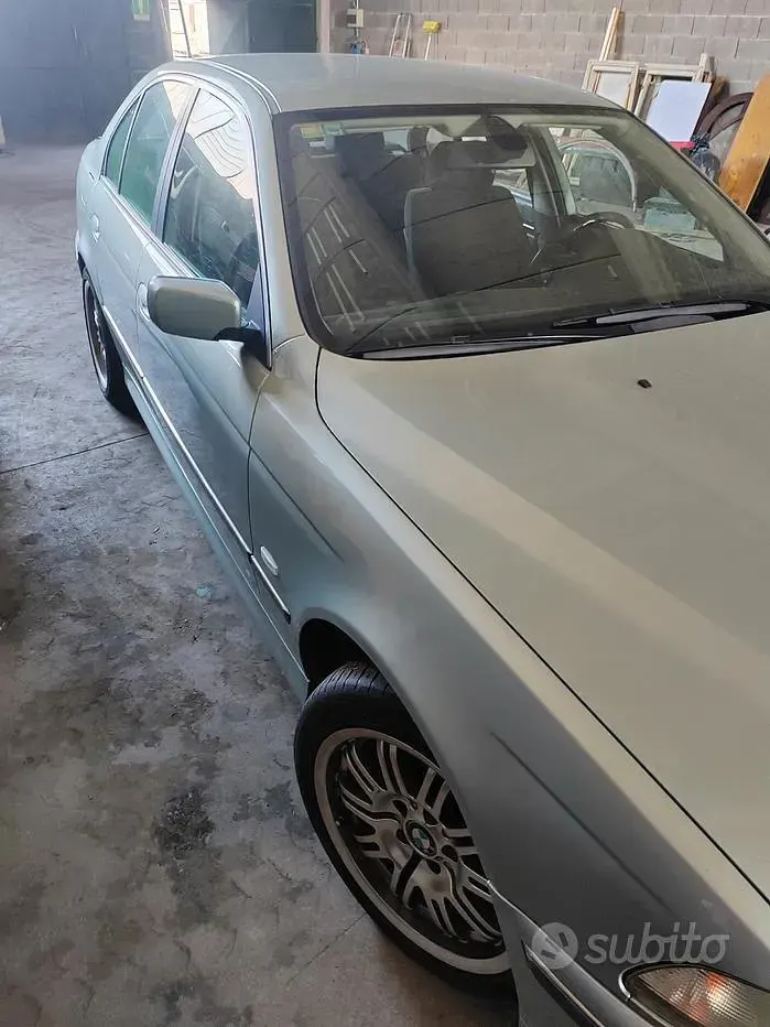 Usata BMW 523 170 CV (125 kW) 2000 Grigio Berlina