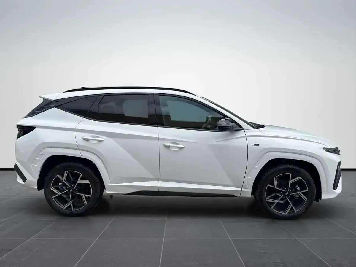 Nuova Hyundai Tucson N Line 179 CV (131 kW) 2026 Atlas white SUV
