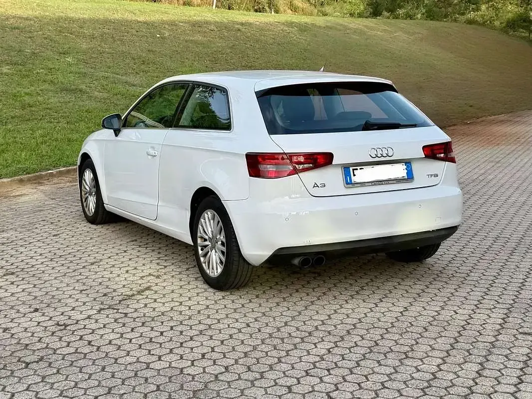 Usata Audi A3 Ambition 122 CV (89 kW) 2013 Berlina