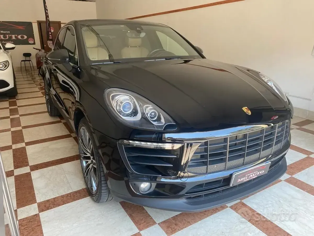 Usata Porsche Macan 250 CV (183 kW) 2017 Nero SUV
