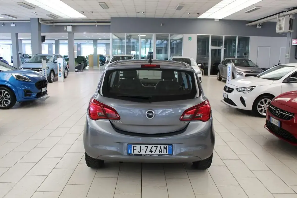 Usata Opel Corsa Innovation 75 CV (55 kW) 2017 Grigio Utilitaria