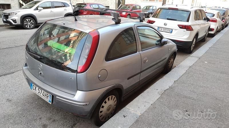 Usata Opel Corsa 2003 Utilitaria