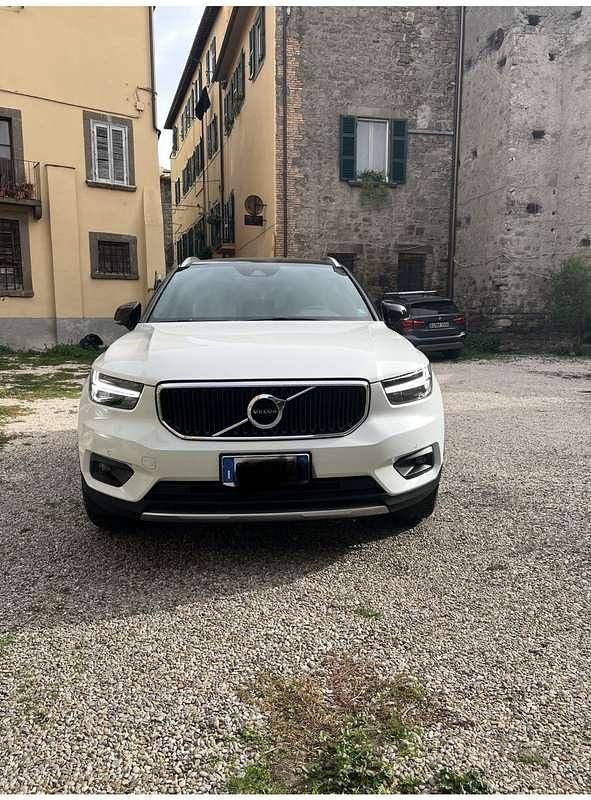 Usata Volvo XC40 Momentum 163 CV (119 kW) 2021 SUV