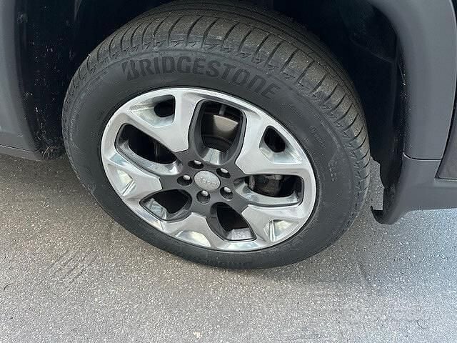 Usata Jeep Compass Limited 140 CV (102 kW) 2020 Nero SUV