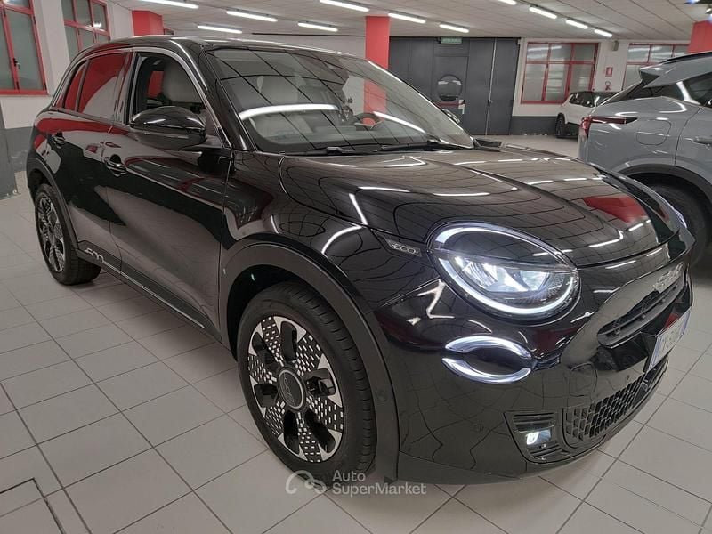 Usata Fiat 600 La Prima 101 CV (74 kW) 2025 Nero SUV