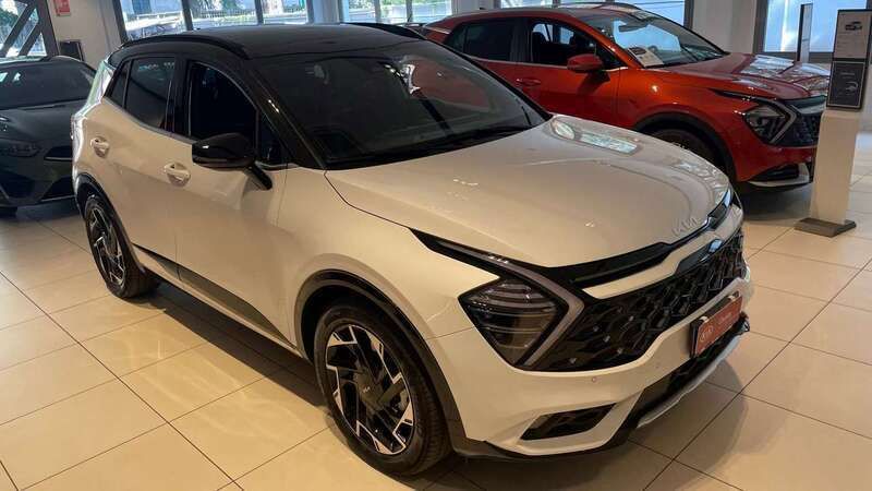 Usata Kia Sportage GT-Line 179 CV (131 kW) 2022 Bianco SUV