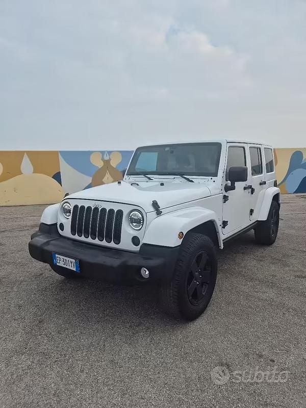 Usata Jeep Wrangler 200 CV (147 kW) 2013 SUV
