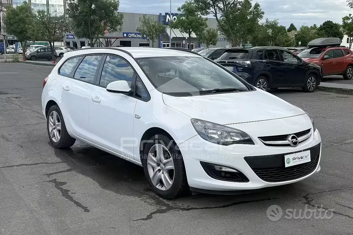 Usata Opel Astra S 110 CV (80 kW) 2016 Bianco Station wagon