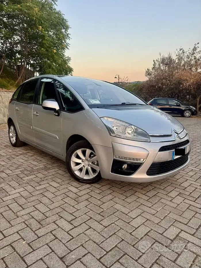 Usata Citroën C4 Picasso 109 CV (80 kW) 2012 Grigio Monovolume