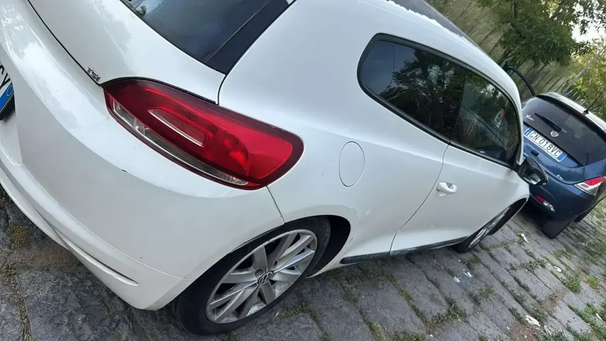 Usata VW Scirocco 160 CV (117 kW) 2009 Coupé