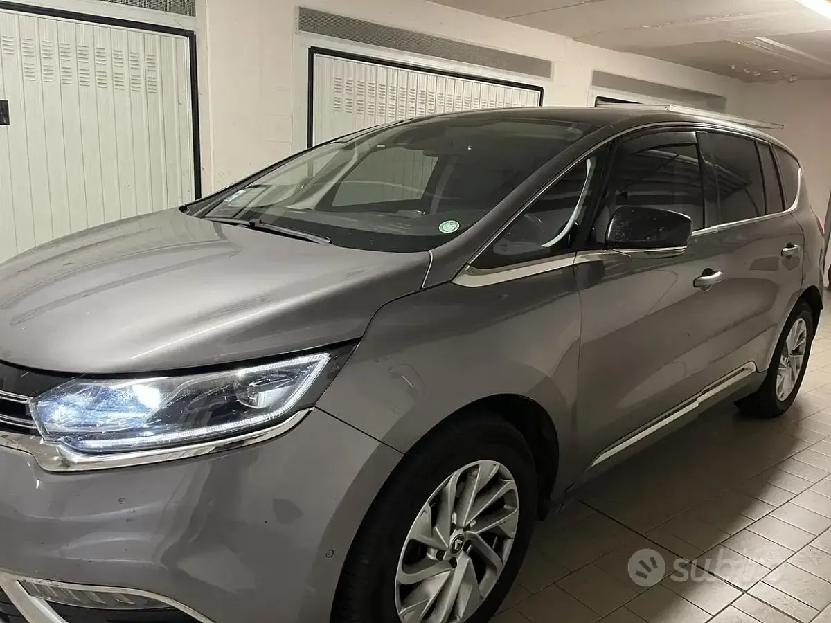 Usata Renault Espace 160 CV (117 kW) 2016 Grigio Monovolume