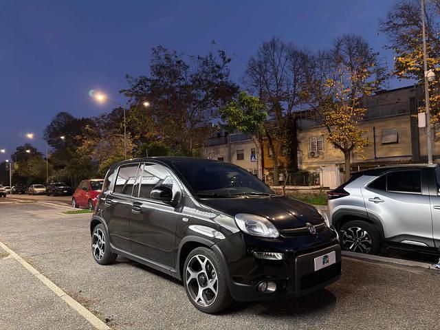 Usata Fiat Panda Sport 69 CV (50 kW) 2021 Nero Utilitaria