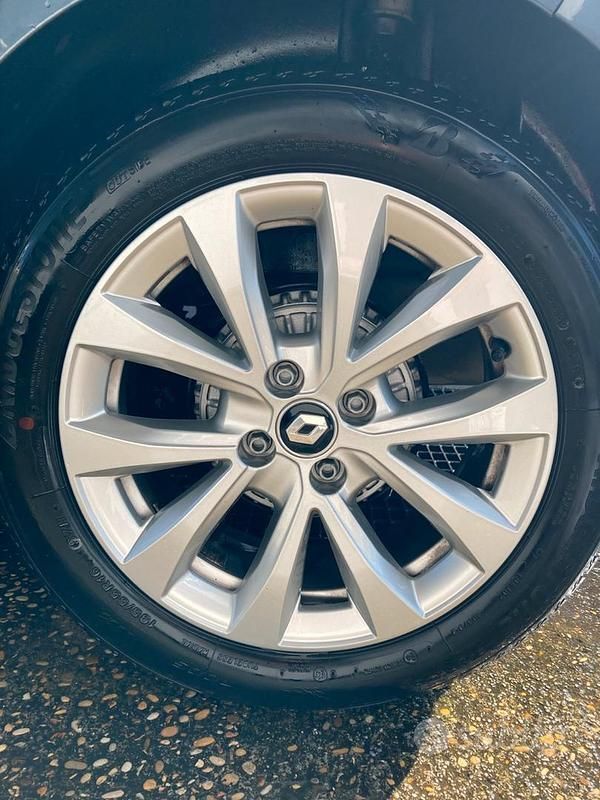 Usata Renault Clio V 2022 Grigio Berlina