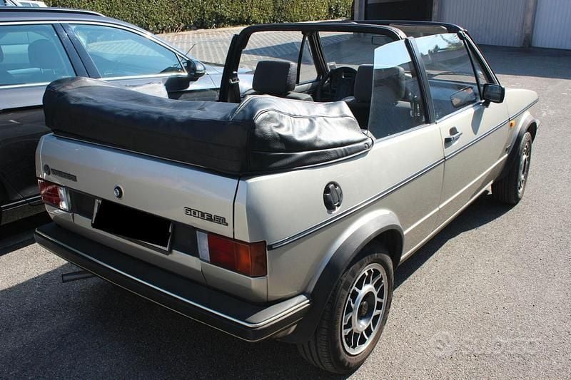 Usata VW Golf Cabriolet 75 CV (55 kW) 1986 Grigio Cabrio