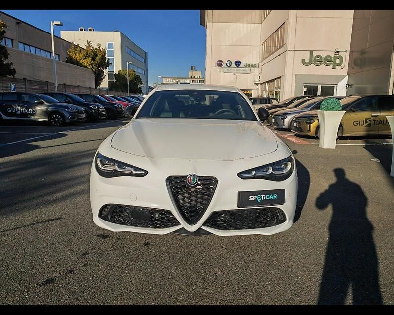Usata Alfa Romeo Giulia 211 CV (155 kW) 2024 Berlina