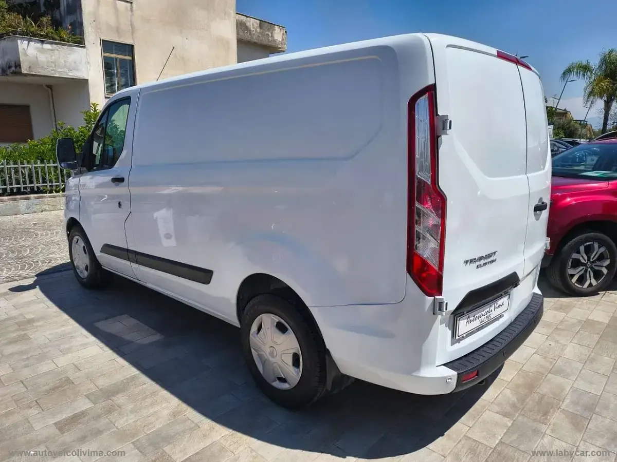 Usata Ford Transit Custom Trend 131 CV (96 kW) 2023 Bianco Furgone