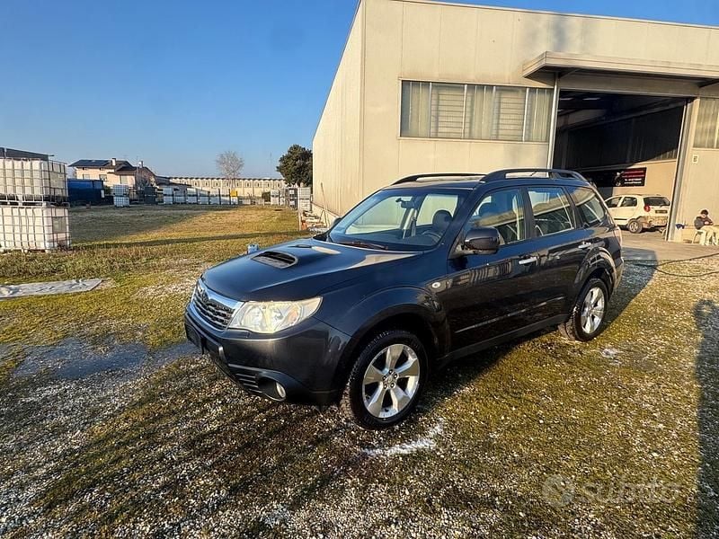 Usata Subaru Forester 146 CV (107 kW) 2009 Nero SUV