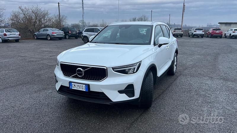 Usata Volvo XC40 Core 129 CV (94 kW) 2023 Bianco SUV