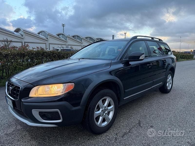 Usata Volvo XC70 Kinetic 185 CV (136 kW) 2007 Nero Station wagon