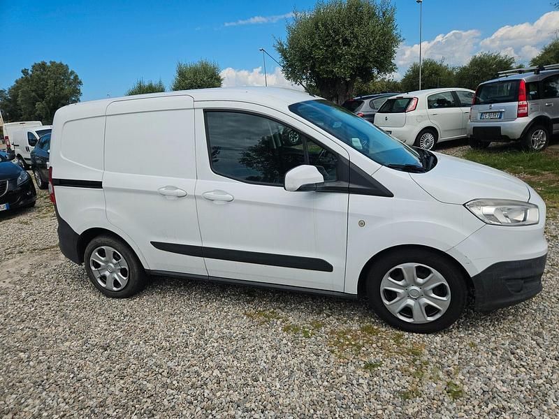 Occasion Ford Transit Trend 76 ch (55 kW) 2017 Blanc Van