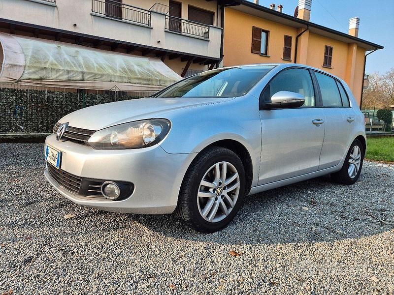 Usata VW Golf VI Highline 122 CV (89 kW) 2011 Grigio Utilitaria