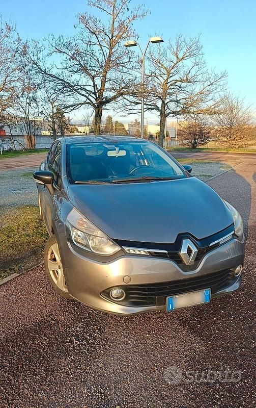 Usata Renault Clio IV 75 CV (55 kW) 2014 Grigio Berlina
