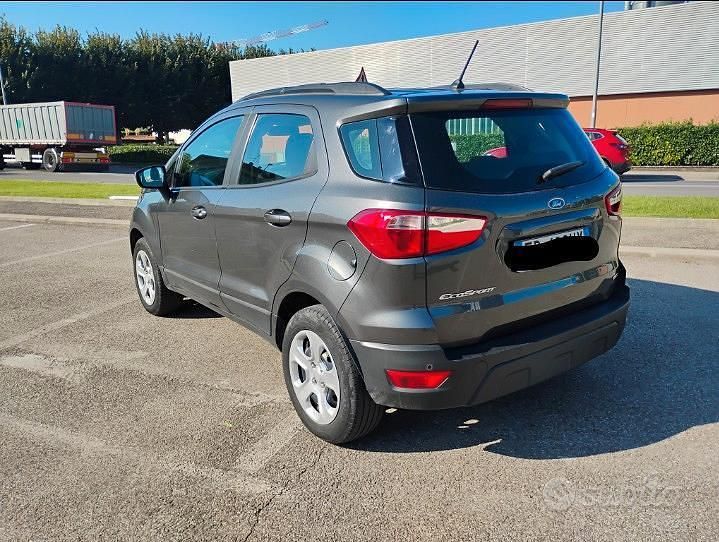 Usata Ford Ecosport 99 CV (72 kW) 2018 Grigio SUV
