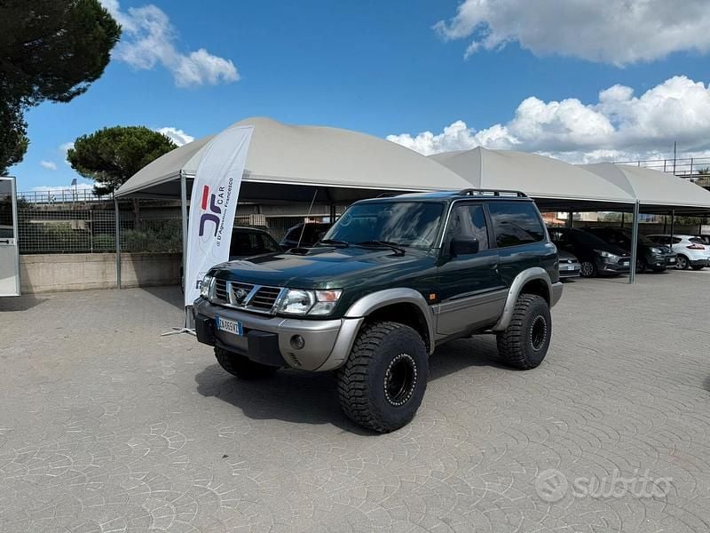 Usata Nissan Patrol SE 129 CV (94 kW) 1999 Verde SUV