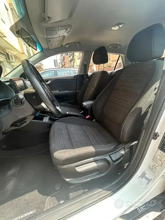 Usata Kia Stonic 100 CV (73 kW) 2019 SUV