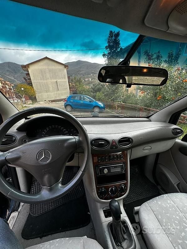 Usata Mercedes A170 Elegance 2003 Blu Berlina