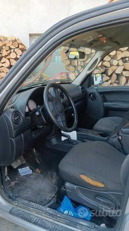 Occasion Jeep Cherokee 150 ch (110 kW) 2003 SUV