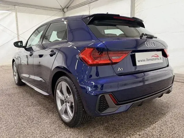 Nuova Audi A1 116 CV (85 kW) 2025 Blu SUV