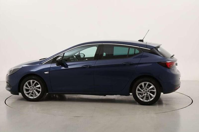 Usata Opel Astra Business Elegance 122 CV (89 kW) 2021 Blu Berlina